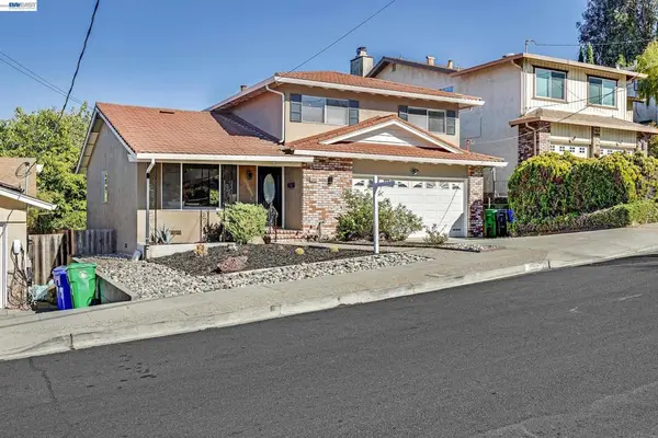 23070 Glenn Ellen, Hayward, CA 94541