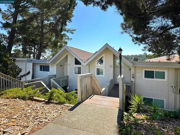 1984 Ascot Dr #C, Moraga, CA 94556