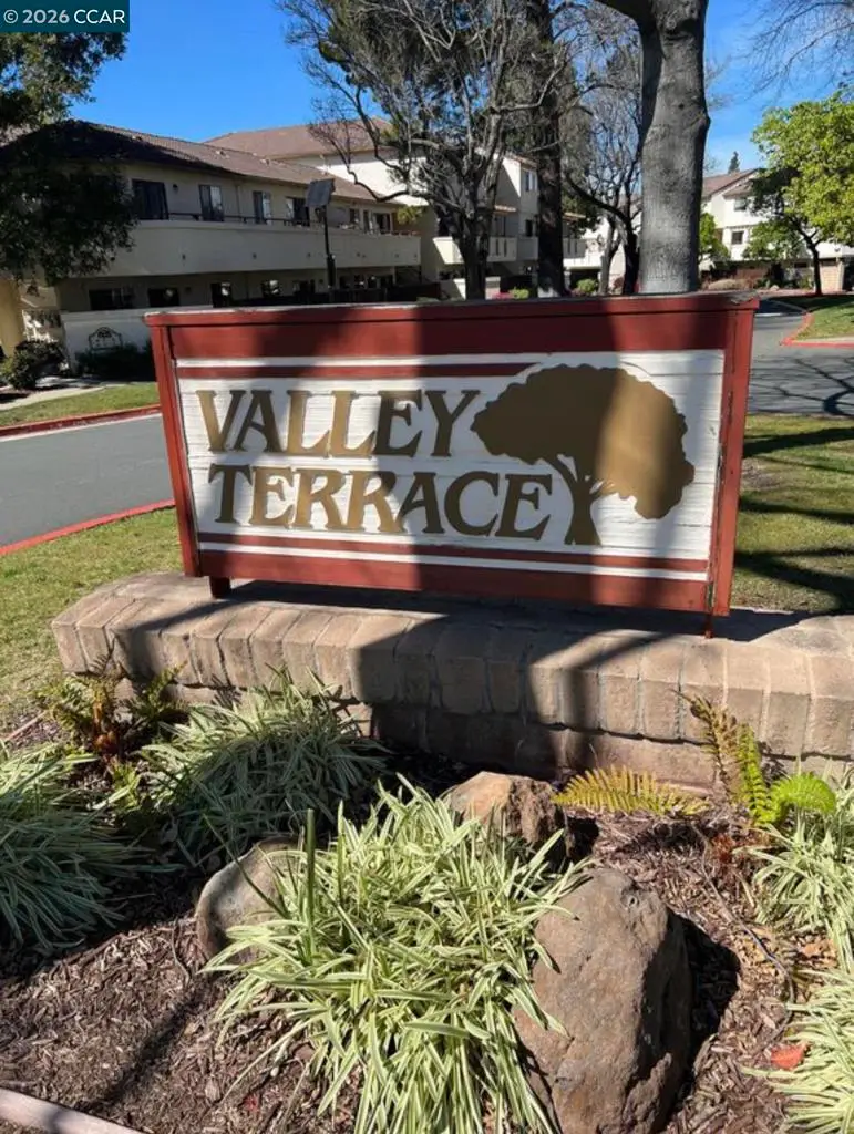5080 Valley Crest Dr #32, Concord, CA 94521 - #1