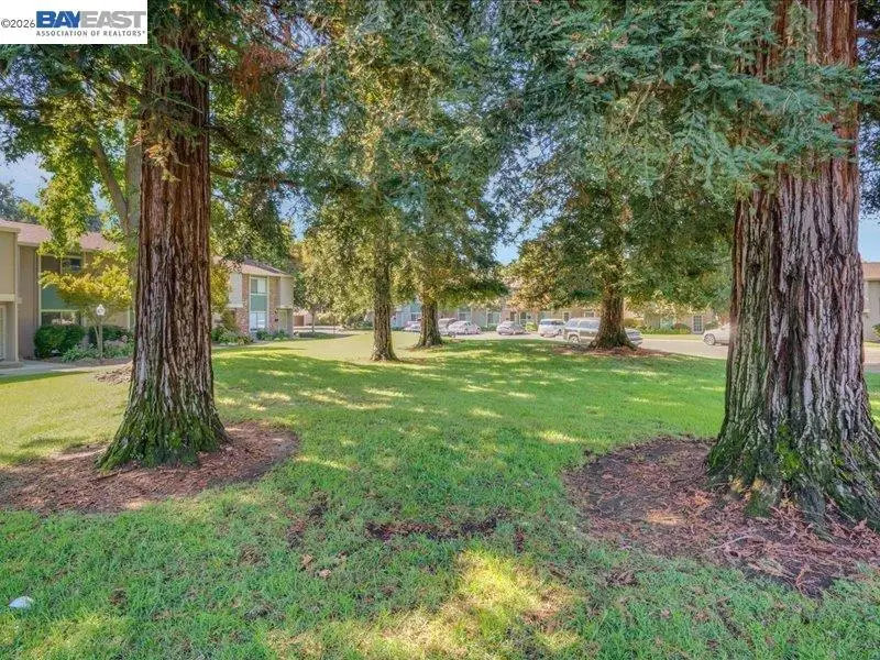 1289 Pine Creek Way #D, Concord, CA 94520 - #2