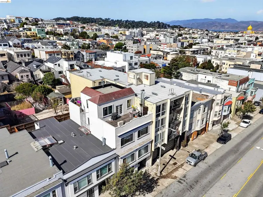681 25th Ave, San Francisco, CA 94121 - #2