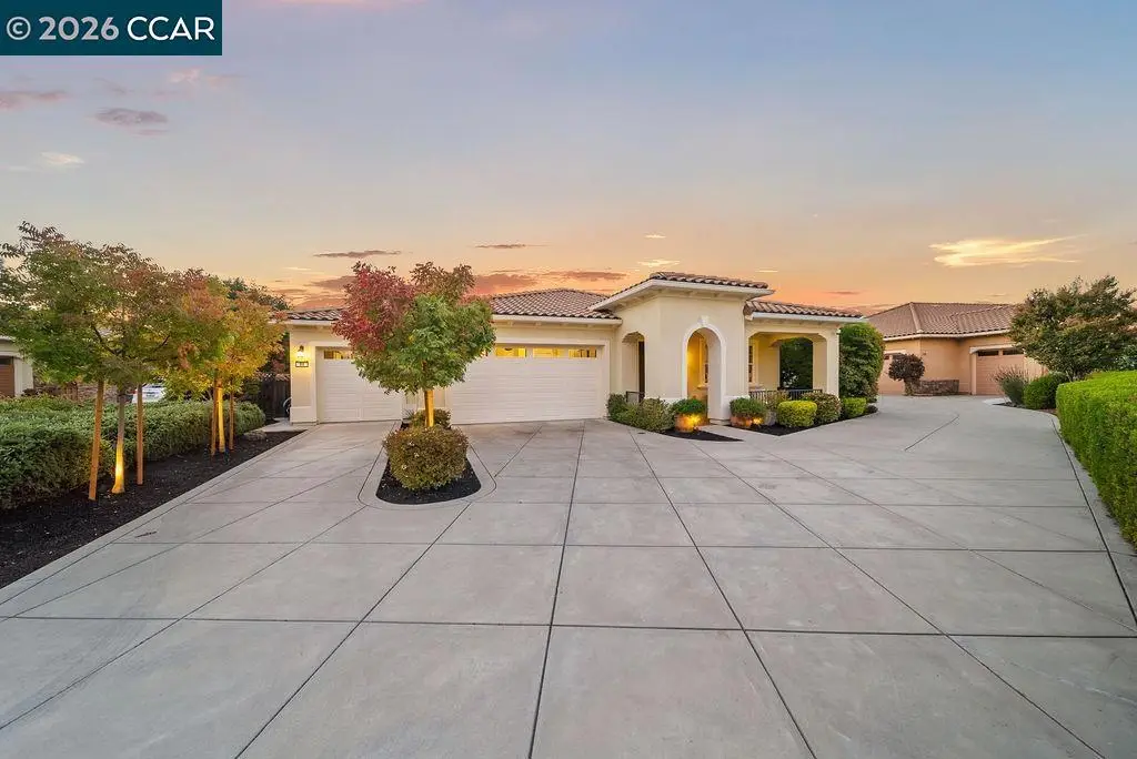 24 Promontory Place, Clayton, CA 94517 - #1