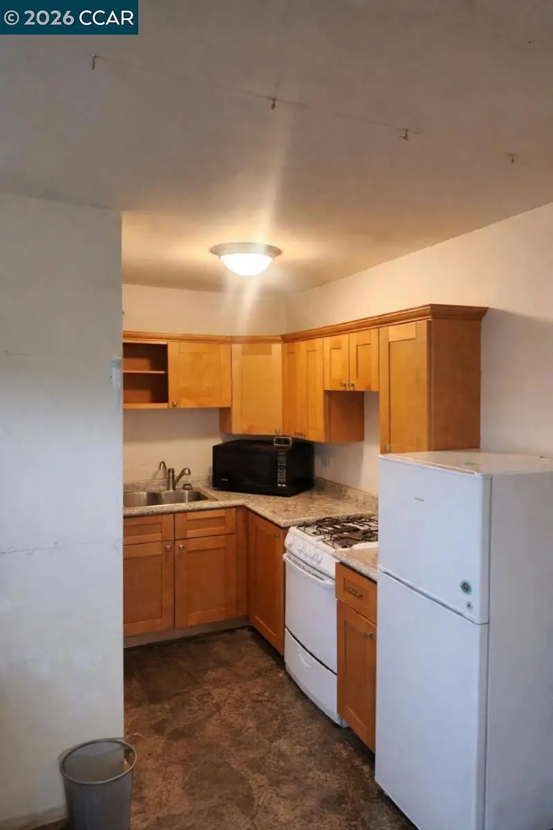 2079 Church St, Oakland, CA 94621 - #2