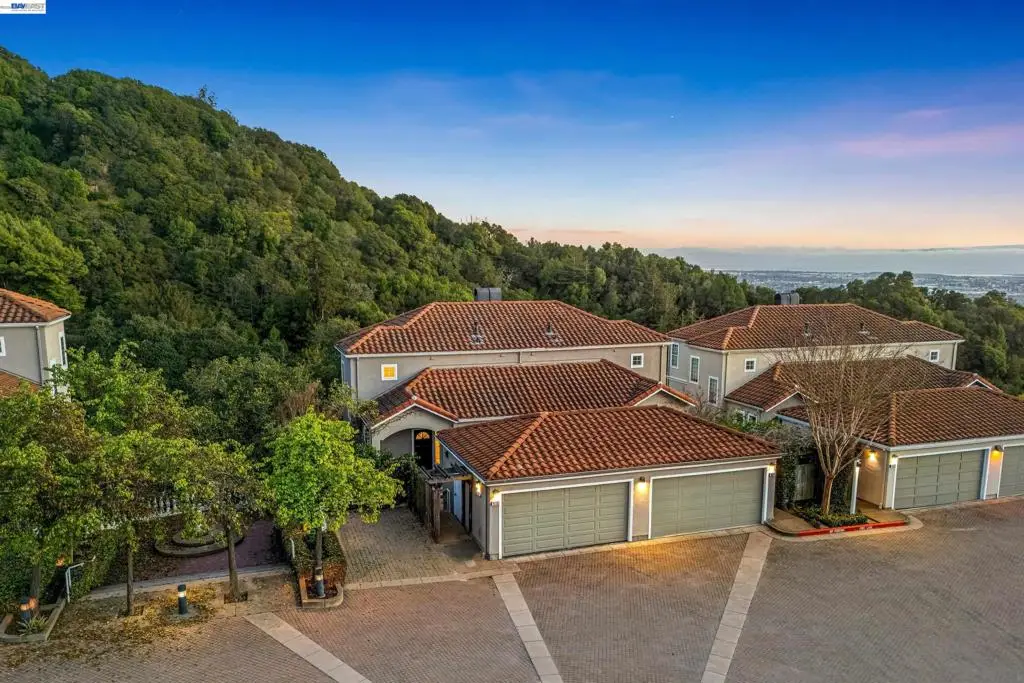 4636 Redwood Rd, Oakland, CA 94619 - #1