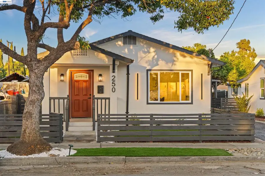 250 San Antonio Ct, San Jose, CA 95116 - #2