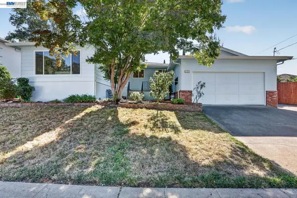 2737 Sulphur Dr, Hayward, CA 94541