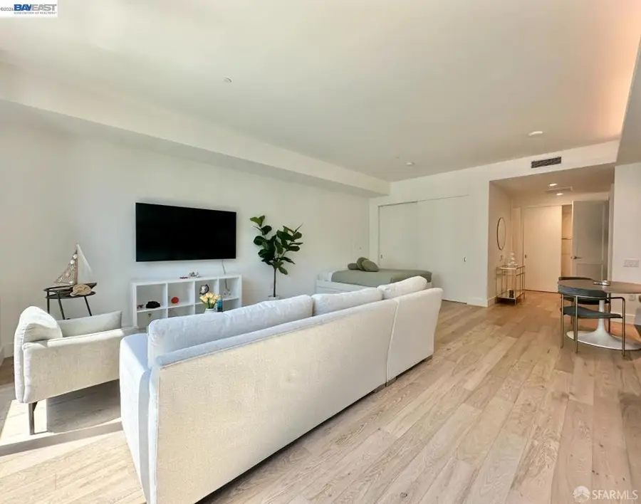 1 Bristol Ct. #302, San Francisco, CA 94130 - #3