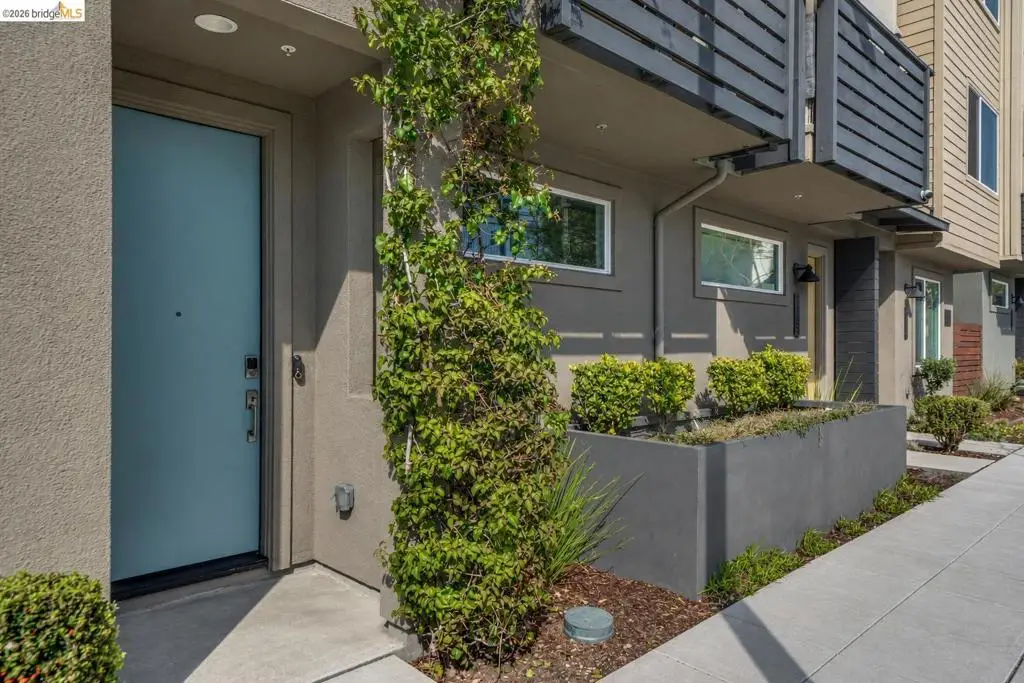 2229 Myrtle St, Oakland, CA 94607 - #1
