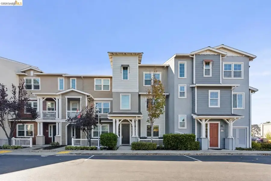3203 Jetty Dr, Richmond, CA 94804 - #2