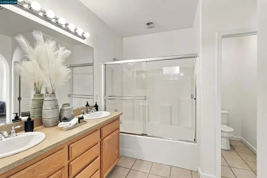160 Summer Stroll Cir., Sacramento, CA 95823 - #3