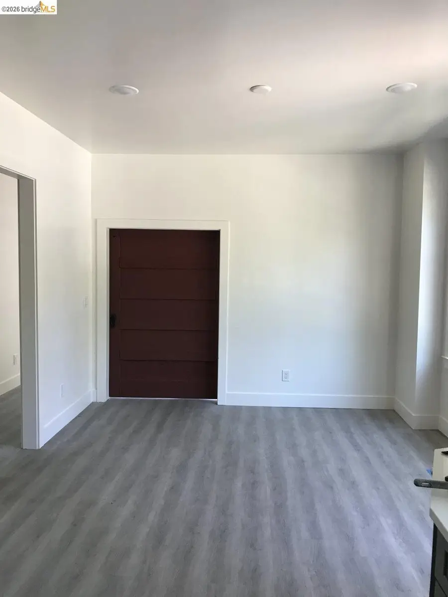 3038 Martin Luther King Way, Oakland, CA 94609 - #3