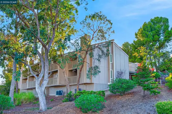 4420 Eagle Peak #B, Concord, CA 94521