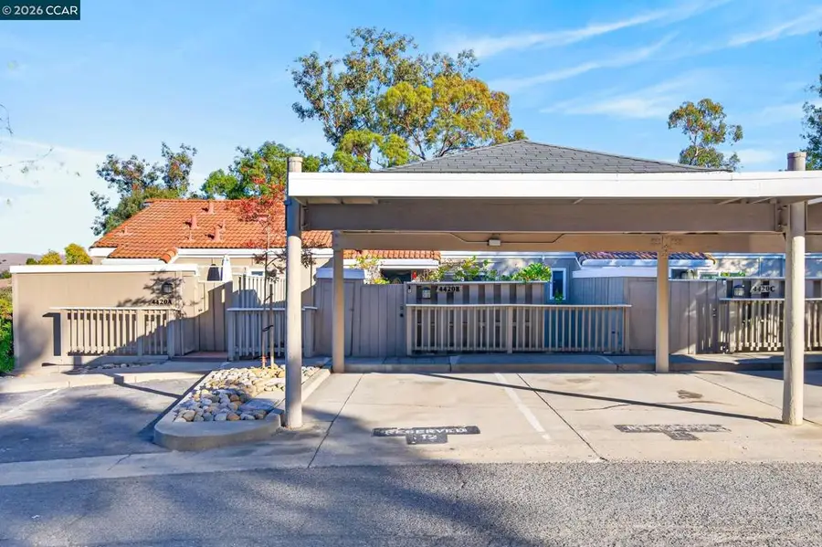 4420 Eagle Peak #B, Concord, CA 94521 - #2