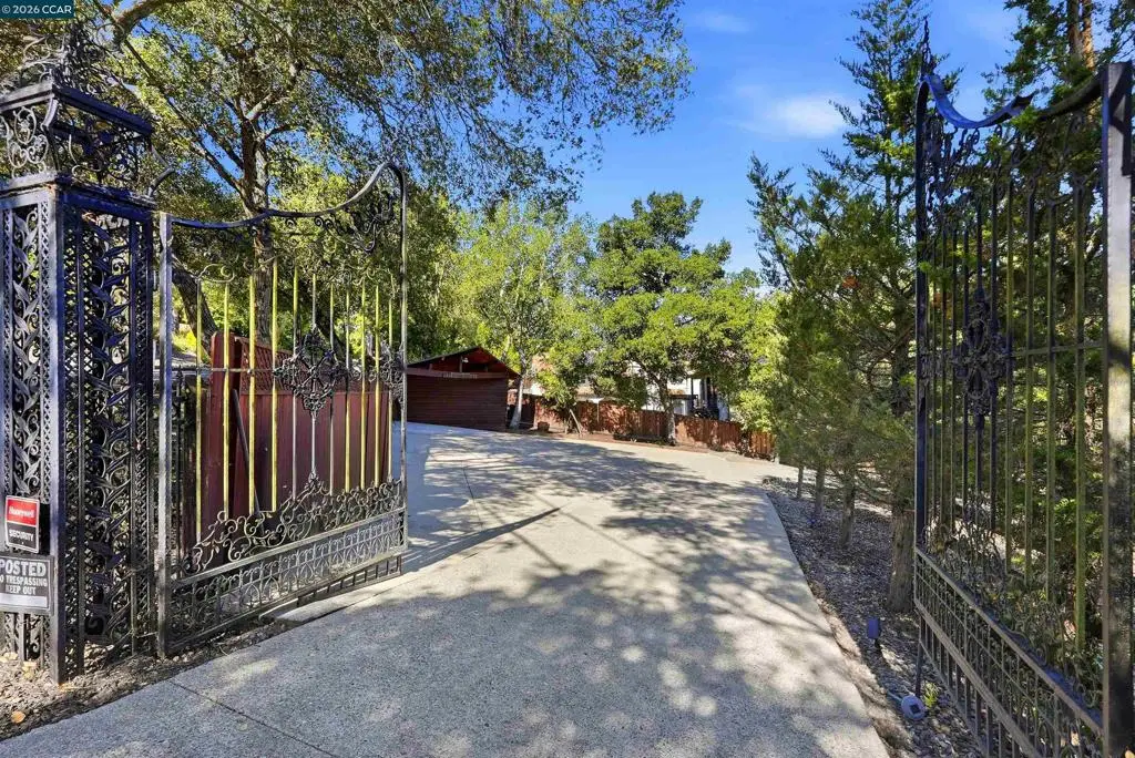 168 Crestview Dr, Orinda, CA 94563 - #1