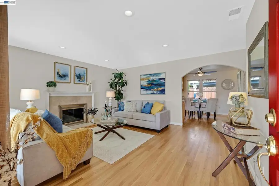35914 Rosewood Dr, Newark, CA 94560 - #3