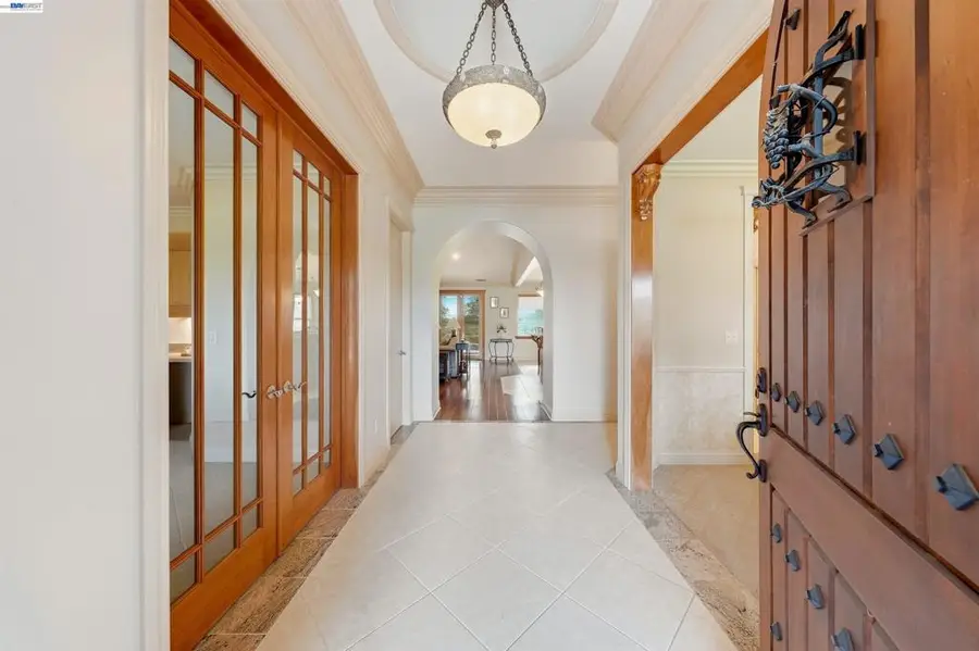 2490 Crescent Moon Ct, Redding, CA 96001 - #2
