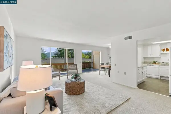 1901 Golden Rain Rd #4, Walnut Creek, CA 94595