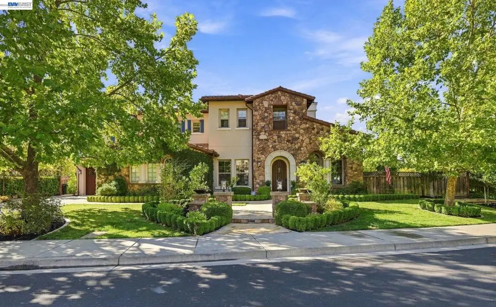 370 Golden Grass Dr, Alamo, CA 94507 - #1