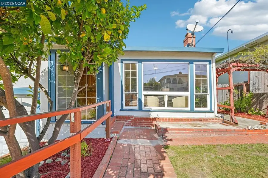 7717 Eureka Ave, El Cerrito, CA 94530 - #3
