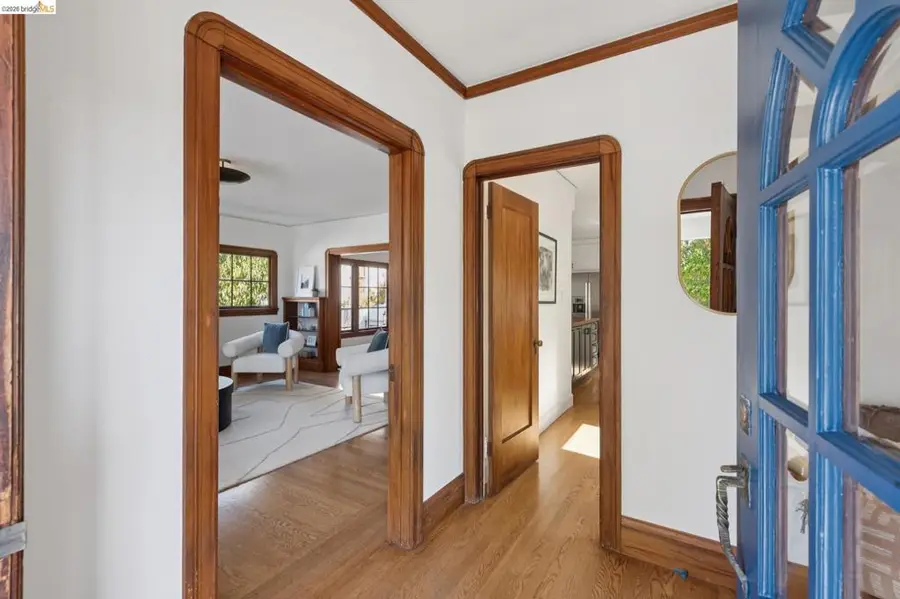 6512 Whitney St, Oakland, CA 94609 - #3