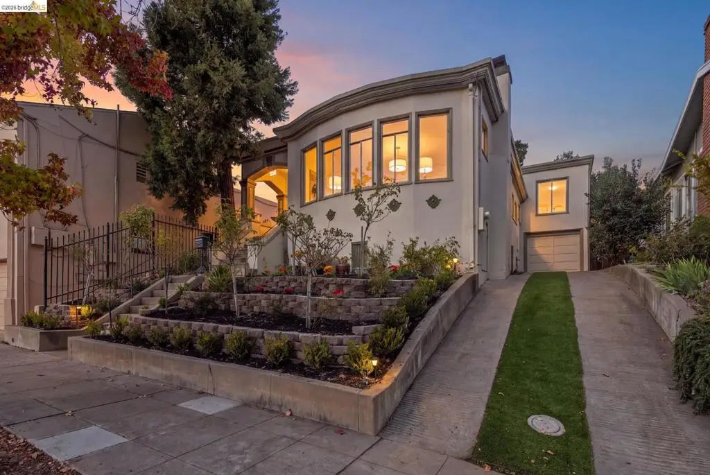 1322 E 38th St, Oakland, CA 94602 - #1