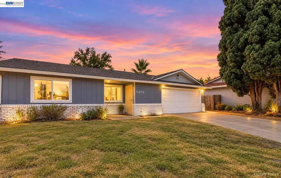 5013 63rd St, Sacramento, CA 95820 - #2