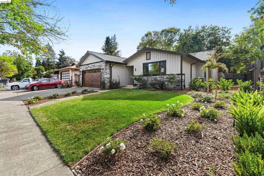 4421 Meadowlark Dr, Napa, CA 94558 - #3
