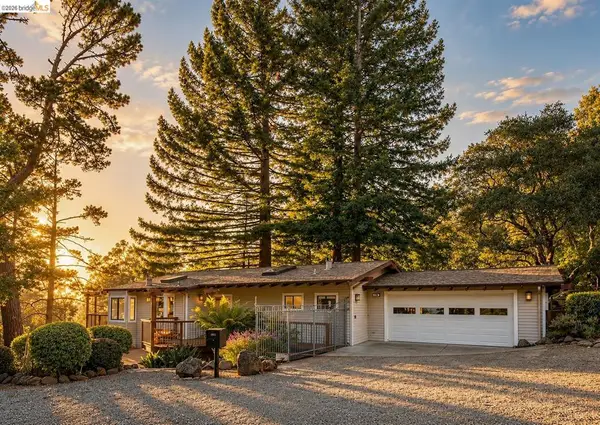 15 North Cir, Oakland, CA 94611