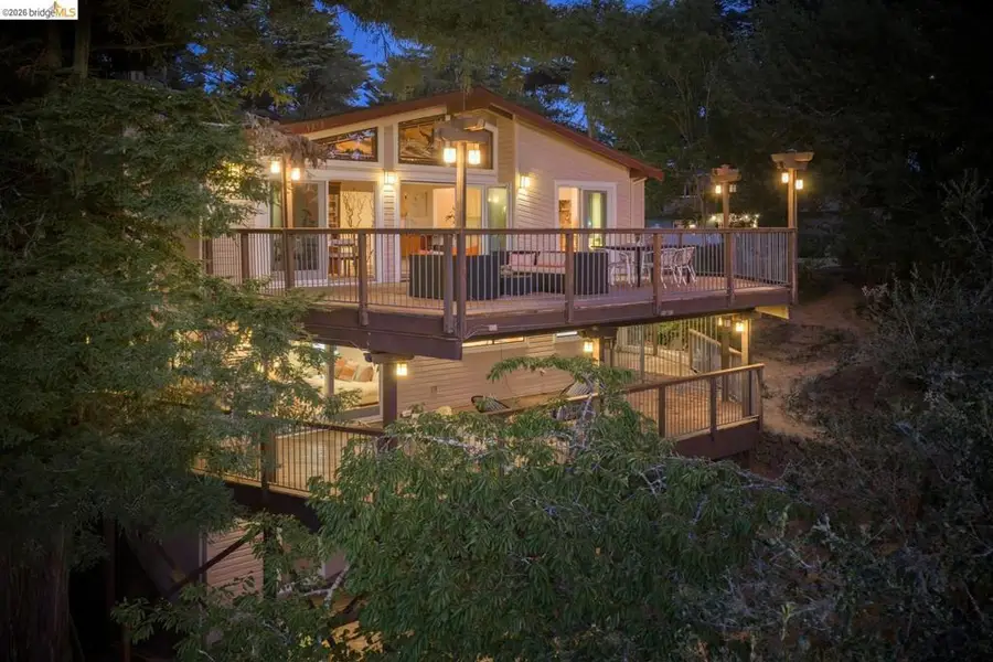 15 North Cir, Oakland, CA 94611 - #2