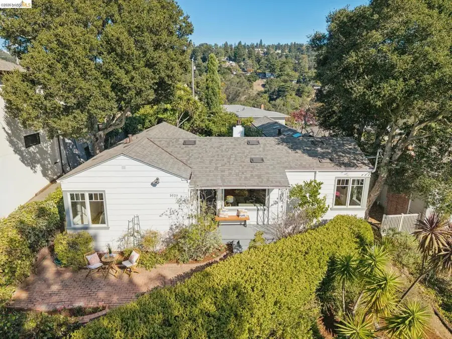 5970 Rincon Dr, Oakland, CA 94611 - #2