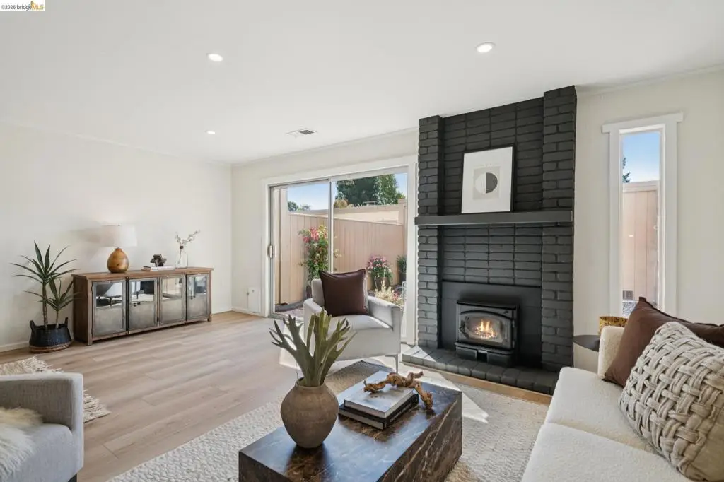 3153 Gilbert, Alameda, CA 94502 - #1
