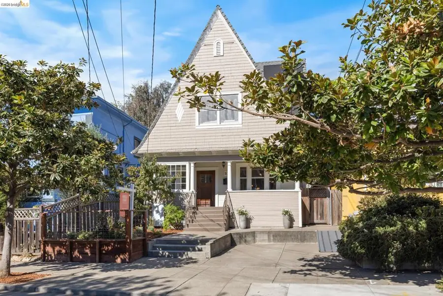 702 33rd St, Oakland, CA 94609 - #2