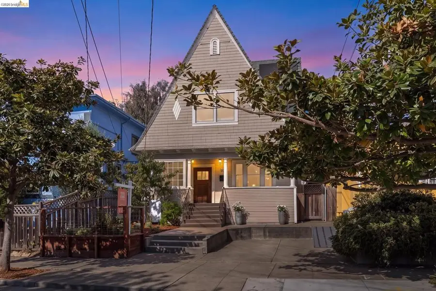 702 33rd St, Oakland, CA 94609 - #3