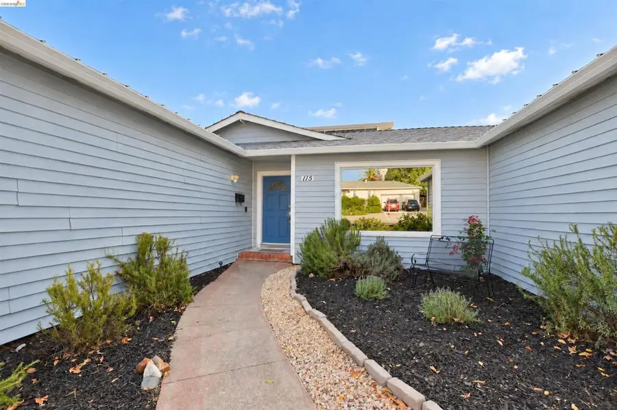 115 Roslyn Dr, Concord, CA 94518 - #3