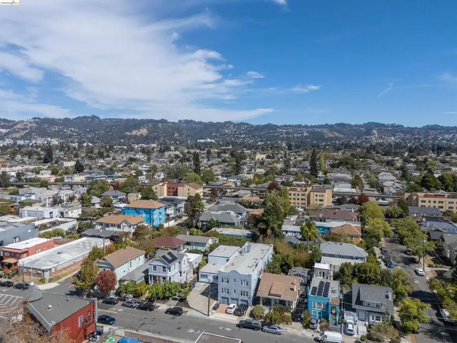 5918 Genoa St, Oakland, CA 94608 - #3