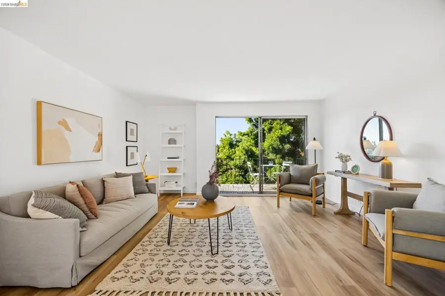 645 Chetwood #208, Oakland, CA 94610 - #3