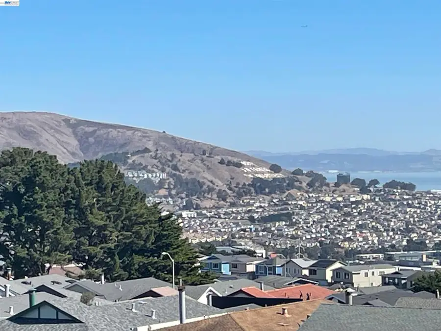 38 Brighton Ct, Daly City, CA 94015 - #2