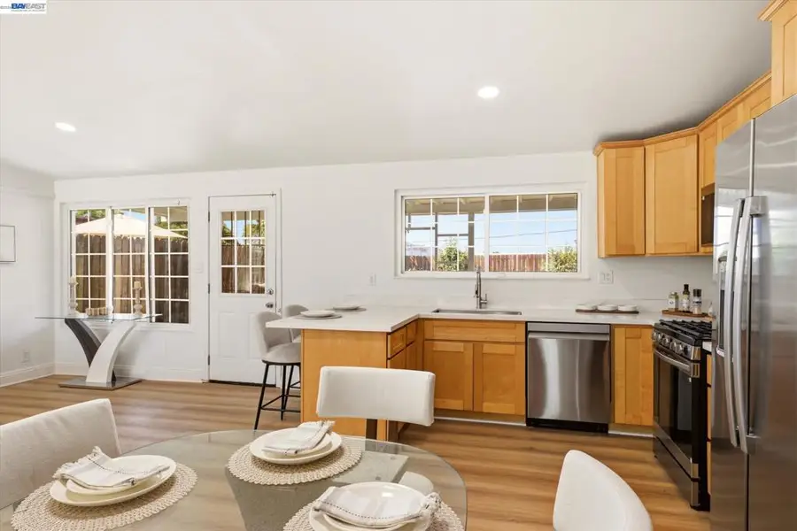 27409 Capri Ave, Hayward, CA 94545 - #3