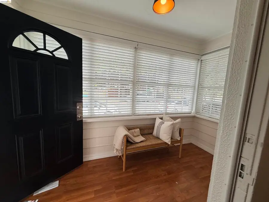 3042 Eastman Ave, Oakland, CA 94619 - #3