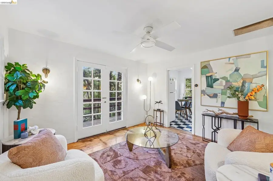 273 Beauforest Dr, Oakland, CA 94611 - #3