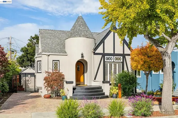 1823 Moreland Dr, Alameda, CA 94501