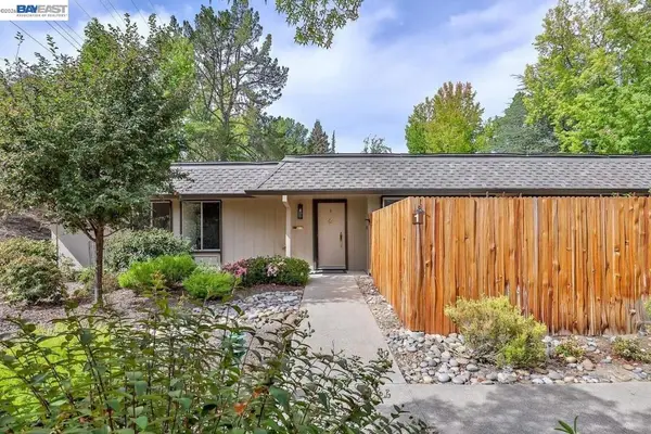 1932 Ptarmigan Dr #1, Walnut Creek, CA 94595