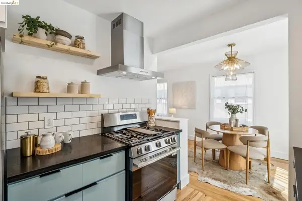 323 63rd Street #B, Oakland, CA 94618