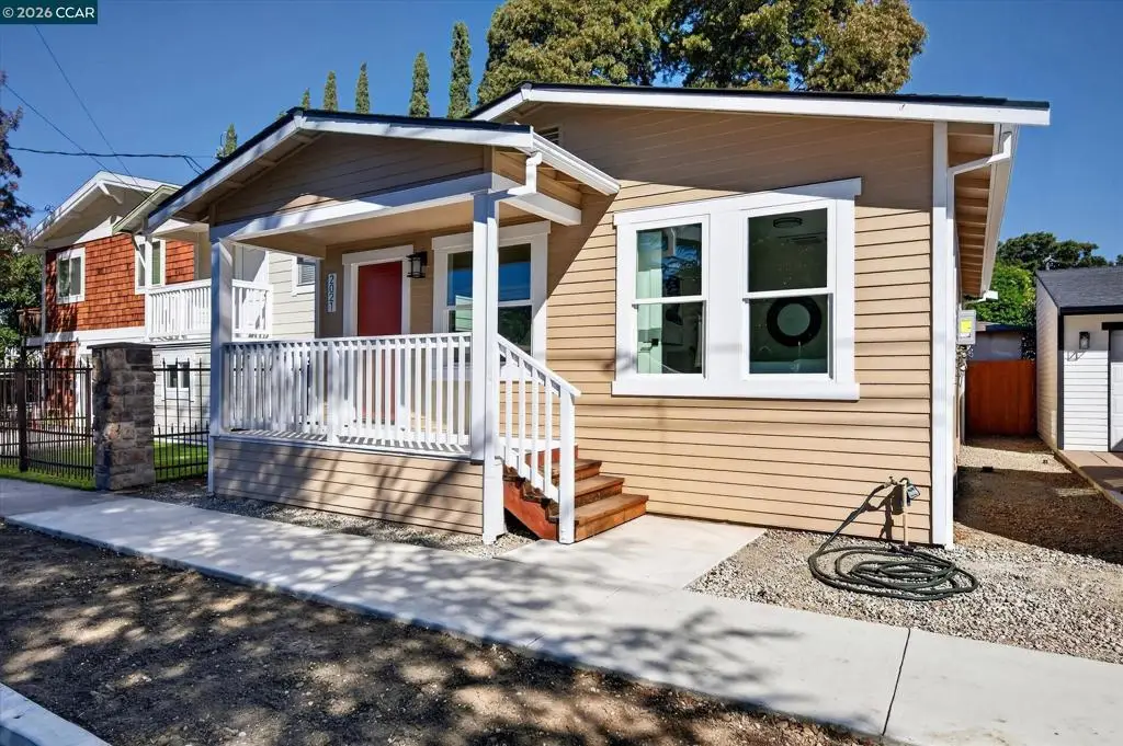 2021 Castro St, Martinez, CA 94553 - #1
