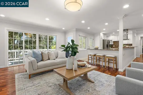 358 El Toyonal, Orinda, CA 94563