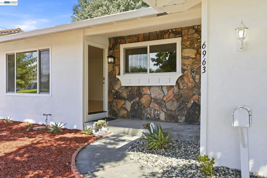 6963 Portage Rd, Dublin, CA 94568 - #2