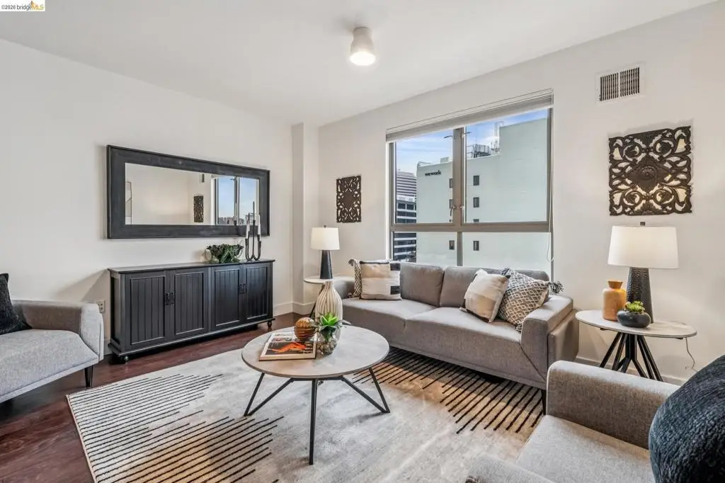 438 W Grand Ave #717, Oakland, CA 94612 - #1