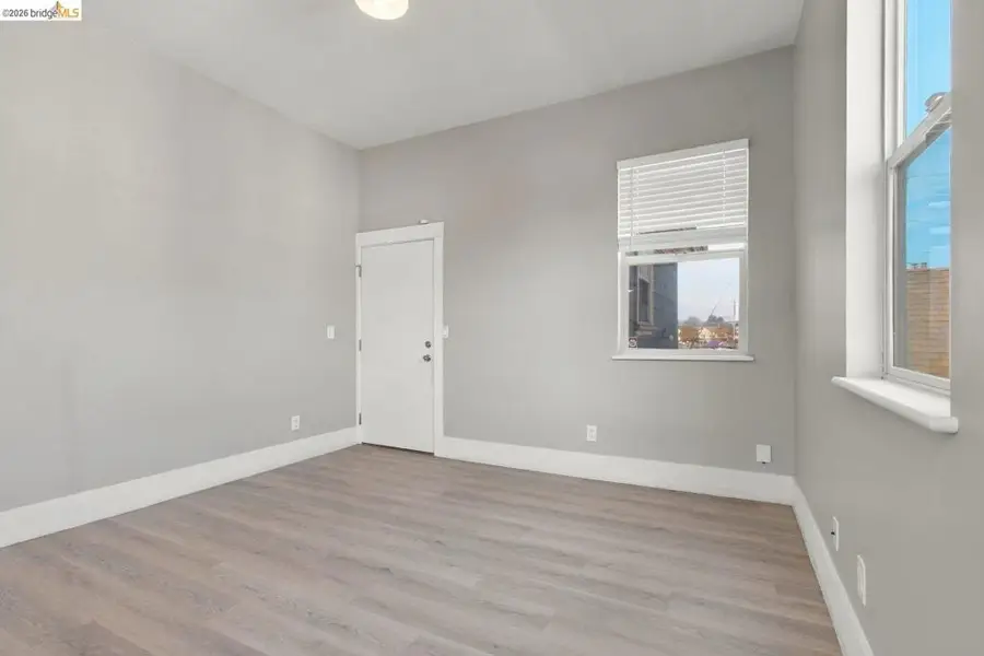 824 Peralta St #5 & 6, Oakland, CA 94607 - #3