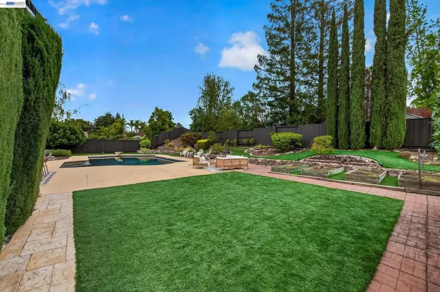 2784 Crater Rd, Livermore, CA 94550 - #2