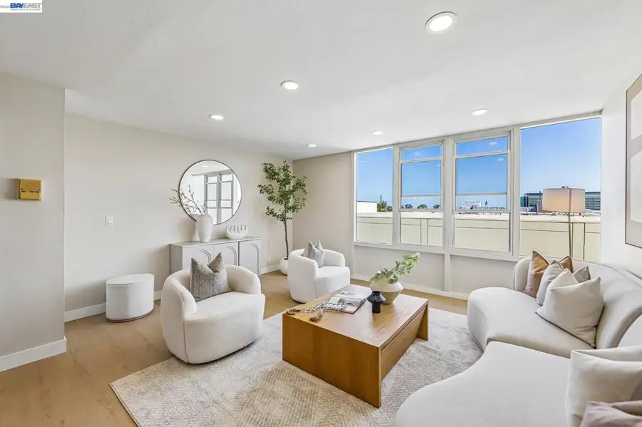 2655 Edison St #204, San Mateo, CA 94403 - #3